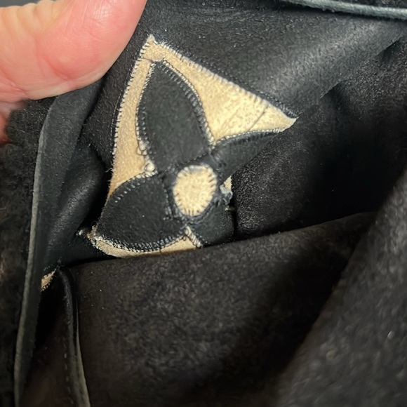 Louis Vuitton SnowDrop Boots - Picture 13 of 16